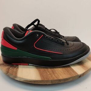 Air Jordan 2 Low Origins Men's Size 9.5 Black Fire Red and Fir Green